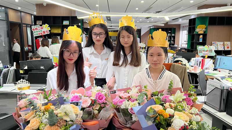 Video Highlights Of Fengfan's Birthday Party In June 2022