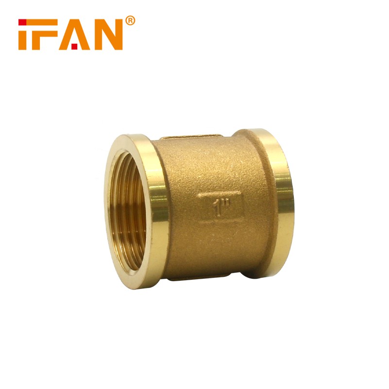 Brass pipe fitting 18